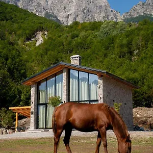  Villa Ujevara E Vogel