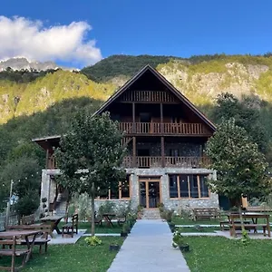 Alpinehouse Penzion