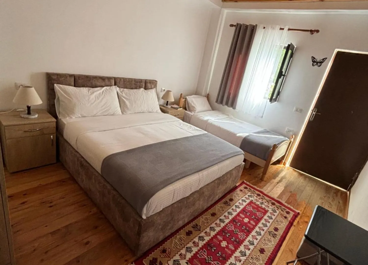 Guest house Magic Space Petros Skafias Theth
